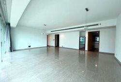The Light @ Cairnhill (D9), Condominium #597732961